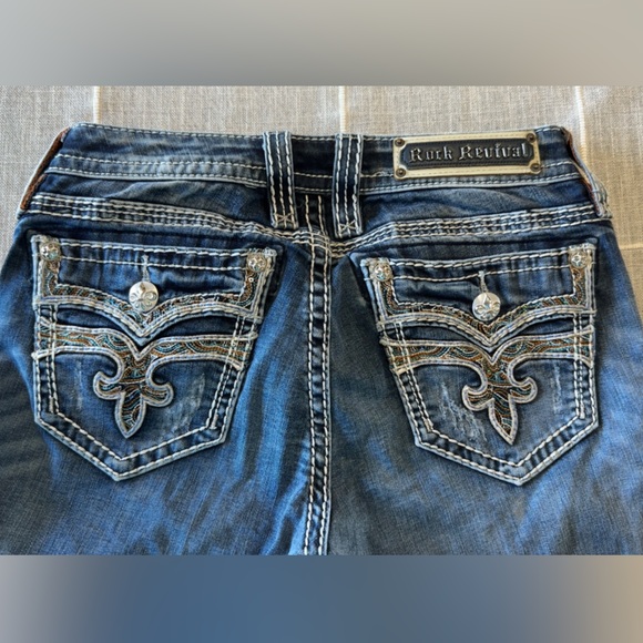 Rock Revival Dianeya Jeans with Contrast Stitching Boot cut size 28 - Picture 3 of 4
